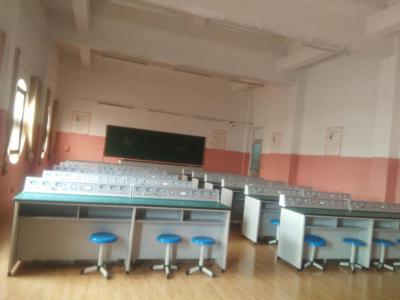 勐海县职业高级中学-教室