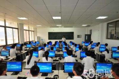 贵州省经济学校计算机平面设计专业