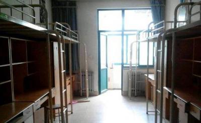 重庆机电工业学校宿舍条件