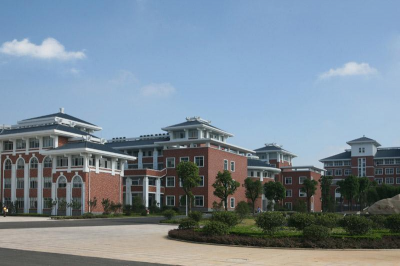 镇江第一中学校园环境