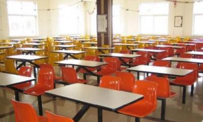 重庆医药经贸卫生学校餐厅