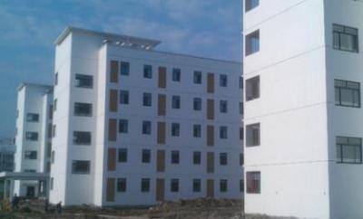 江苏吴江中等专业学校教学楼