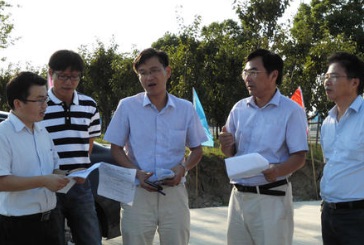 江苏吴江中等专业学校领导视察