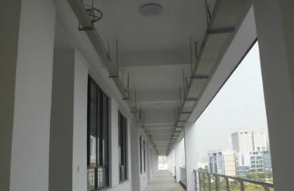 江苏吴江中等专业学校教学楼