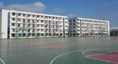 江苏通州职业高级中学宿舍楼