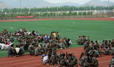 安徽淮北技师学院军训