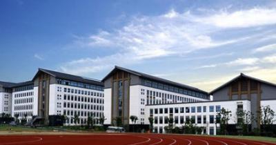 江苏靖江中等专业学校校园环境