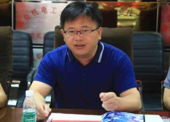 江苏靖江中等专业学校领导会议