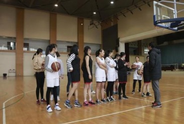 常州旅游商贸高等职业技术学校体育课