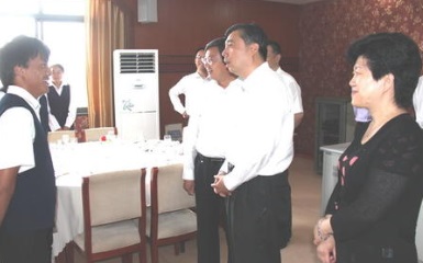 常州旅游商贸高等职业技术学校领导巡查