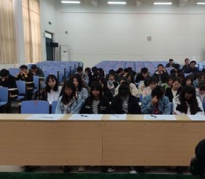 江苏兴化中等专业学校课堂