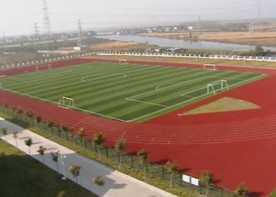 江苏兴化中等专业学校跑道
