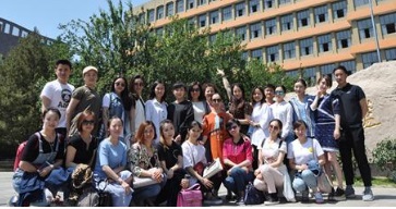 江苏兴化中等专业学校合影