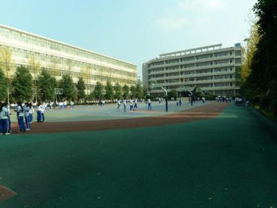 核工业成都机电学校操场