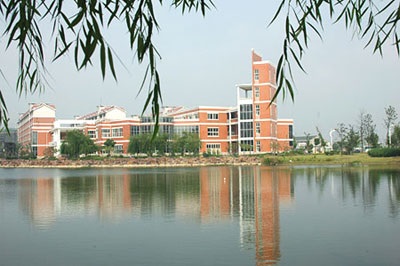 江苏南通中等专业学校校园环境