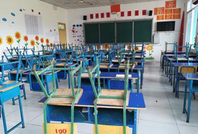 成都棠湖科学技术学校教室