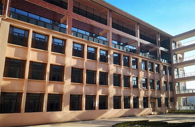 重庆市梁平职业技术学校教学楼