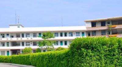 重庆市梁平职业技术学校教学楼