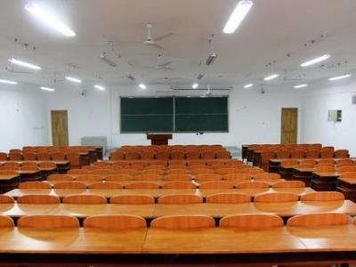 江山职业教育中心教室