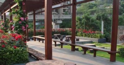 重庆市工业管理职业学校校园一角