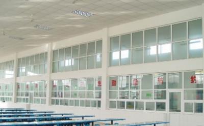 重庆铁路运输高级技工学校食堂