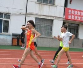 徐州市体育运动学校跑步