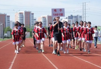 徐州市体育运动学校运动会出场