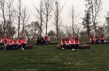 江苏锡山中等专业学校外出活动