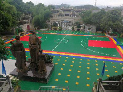 贵航白云校区操场