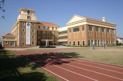 云南省昭通市财贸学校--教学楼