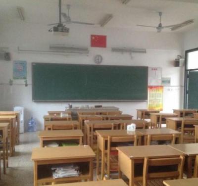 黔东南州民族高级中学教室