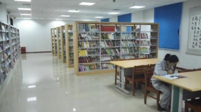贵州省印江中学阅览室