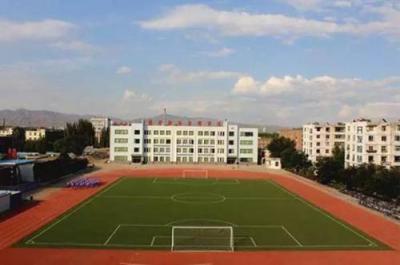 云南省思茅卫生学校---足球场