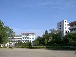 毕节市第六中学校园