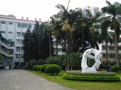 昆明经开第一中学----教学楼