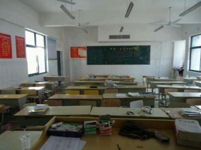 贵州省实验中学食堂