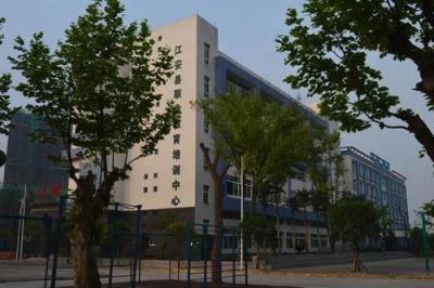 江安县职业技术学校教学楼