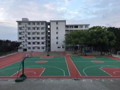 贵州省务川中学篮球场
