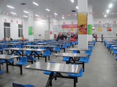 宜宾县科普职业技术学校食堂