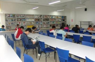 安顺集圣中学平坝校区阅览室