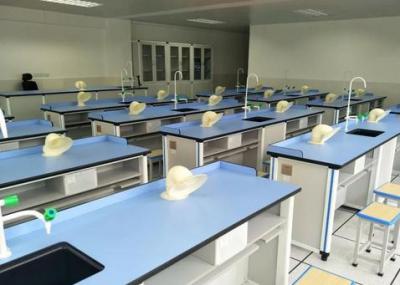 安顺市第一高级中学实验室
