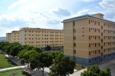 四川电子机械职业技术学院科技楼