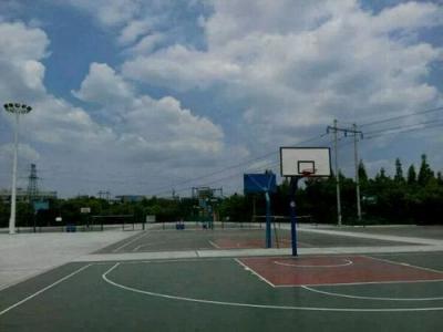篮球场