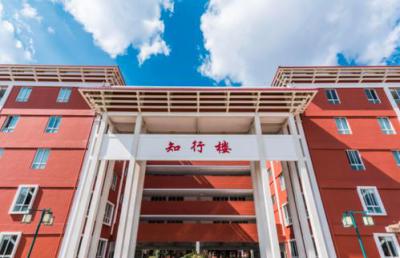 学校图书室