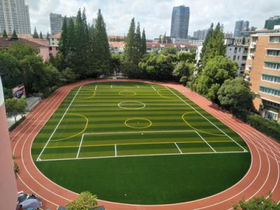 贵州电子科技职业学院五年制大专足球场
