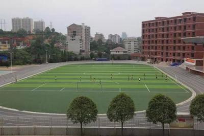 贵州航天职业技术学院五年制大专足球场