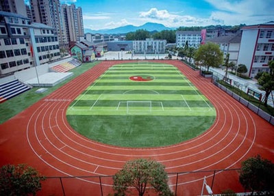 重庆工艺美术学校足球场