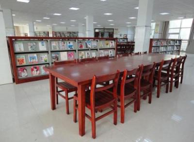 重庆商务学校阅览室