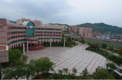 重庆忠州中学教学楼