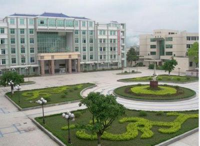 重庆南川第一中学校园